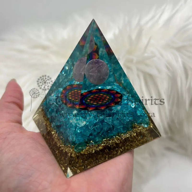 Psychic Guardian Crystal Orgonite Pyramid