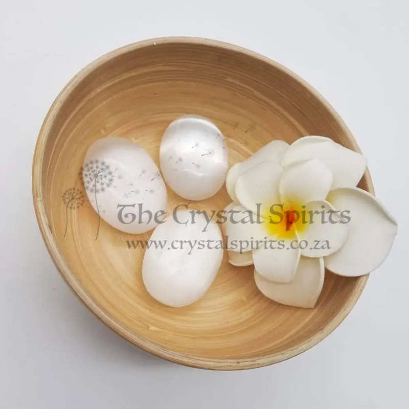 Selenite Palm Piece