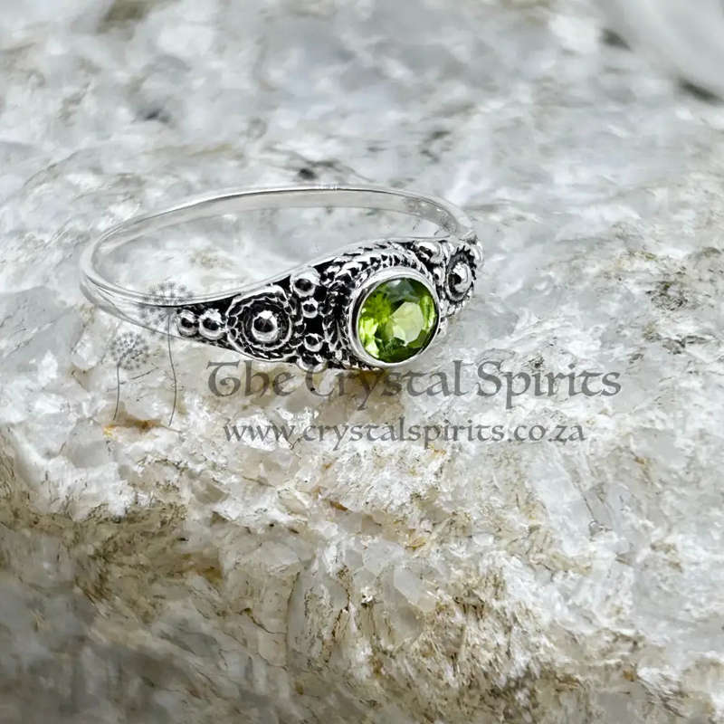 Sterling Silver Peridot Faceted Crystal Ring