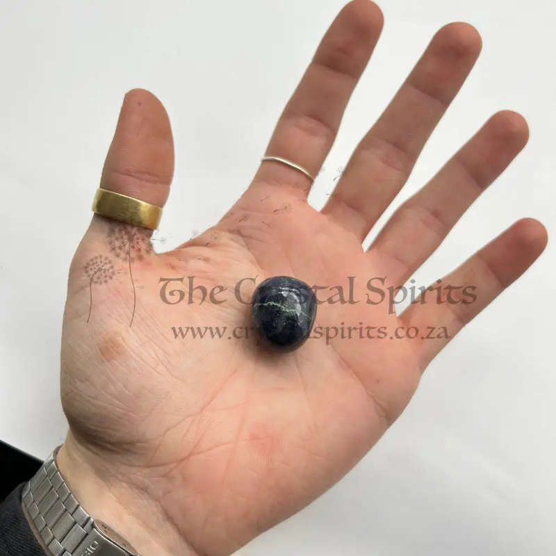 Tumbled Iolite