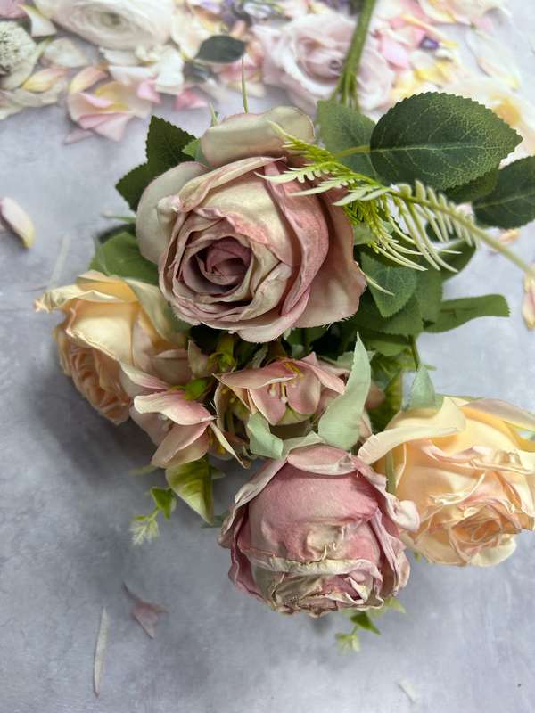 Artificial Flower Rose Bunch and Leave