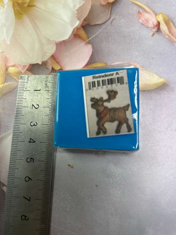 PRE LOVED Silicone Mould Reindeer