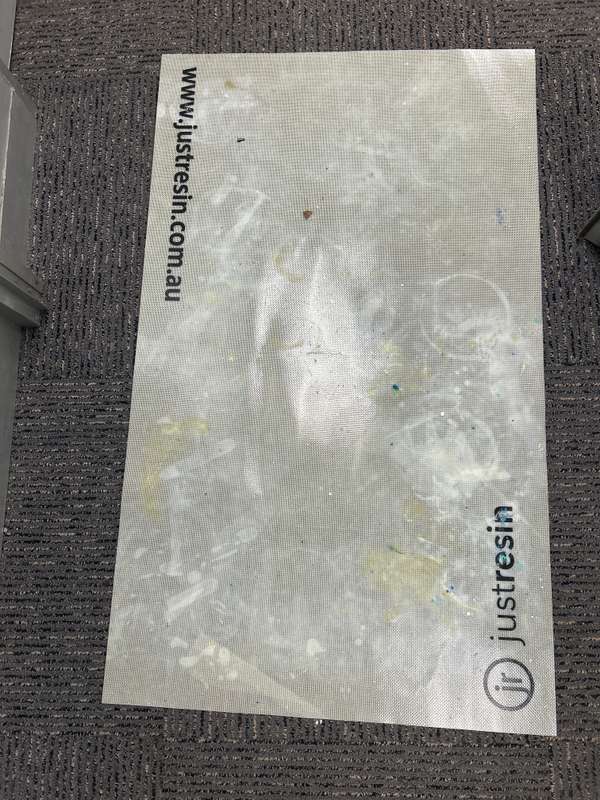 PRE LOVED Silicone Mat