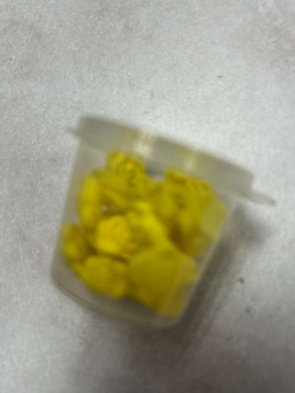 12 Edible Roses