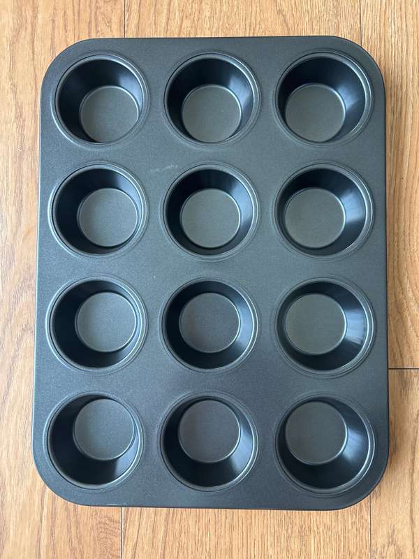 Black Cupcake Pan