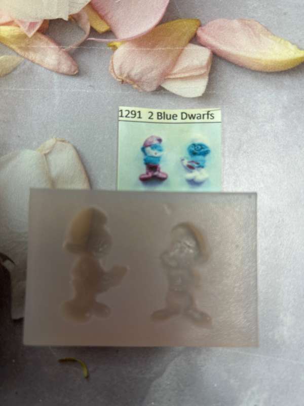 PRE LOVED Silicone Mould Smurf