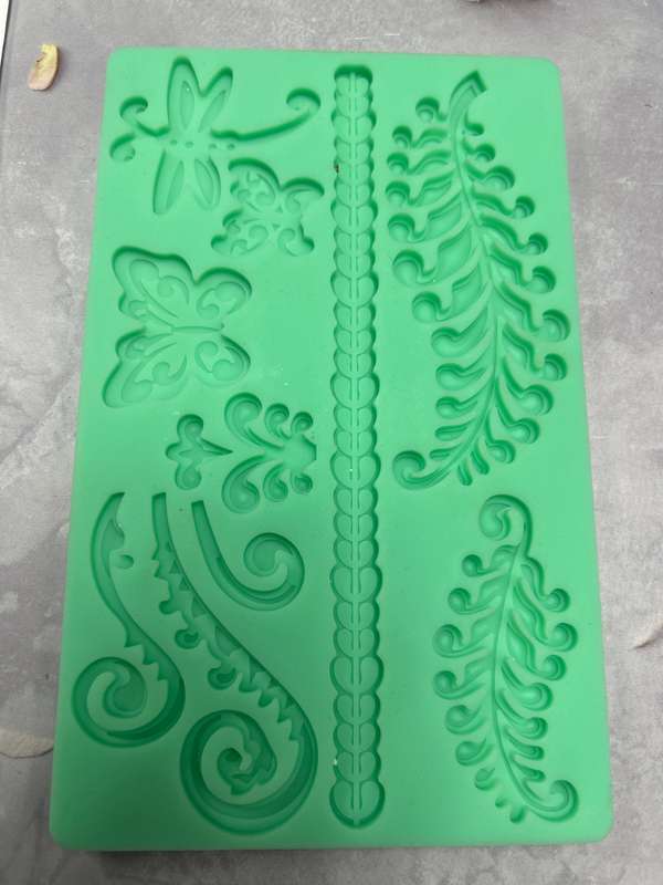 PRE LOVED Silicone Mould Flower