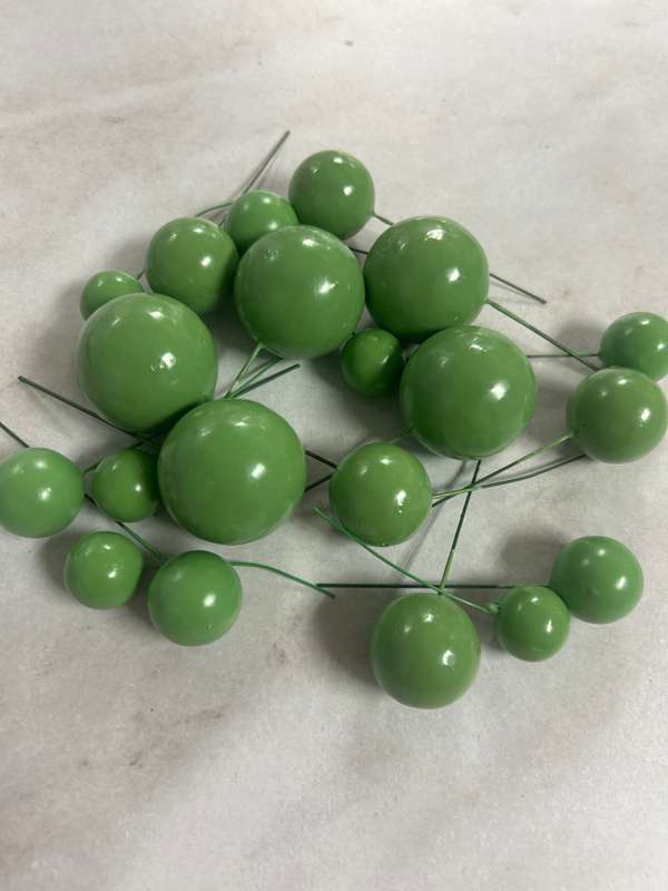 Cake Topper Polystyrene Faux Balls Leaf Green 20pcs