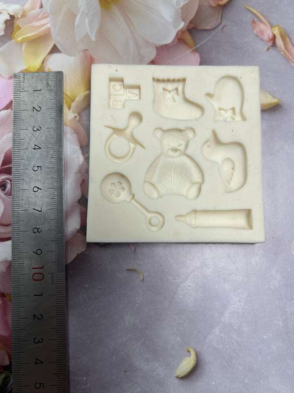 PRE LOVED Silicone Mould Baby