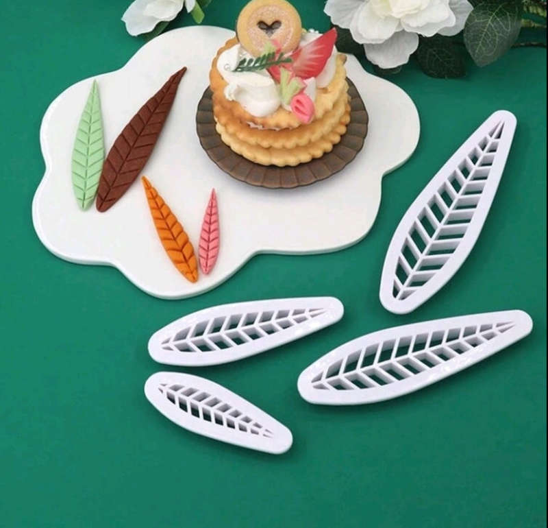 Plastic Cookie Cutter Peach Leaves
