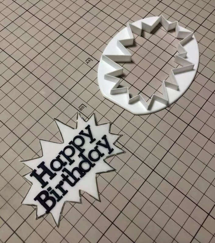 Pow plastic cutter