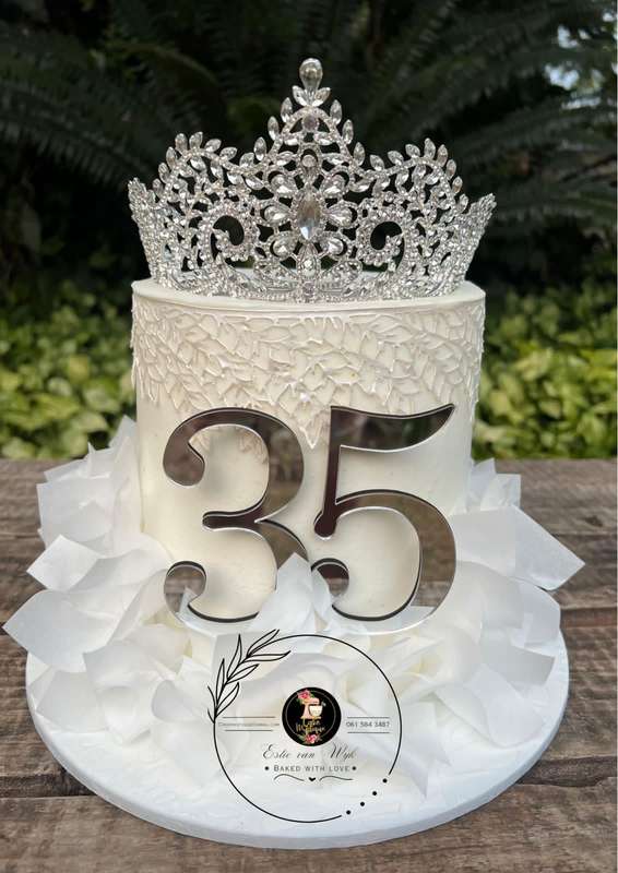 Diamante Tiara Perfect For Cake Topper