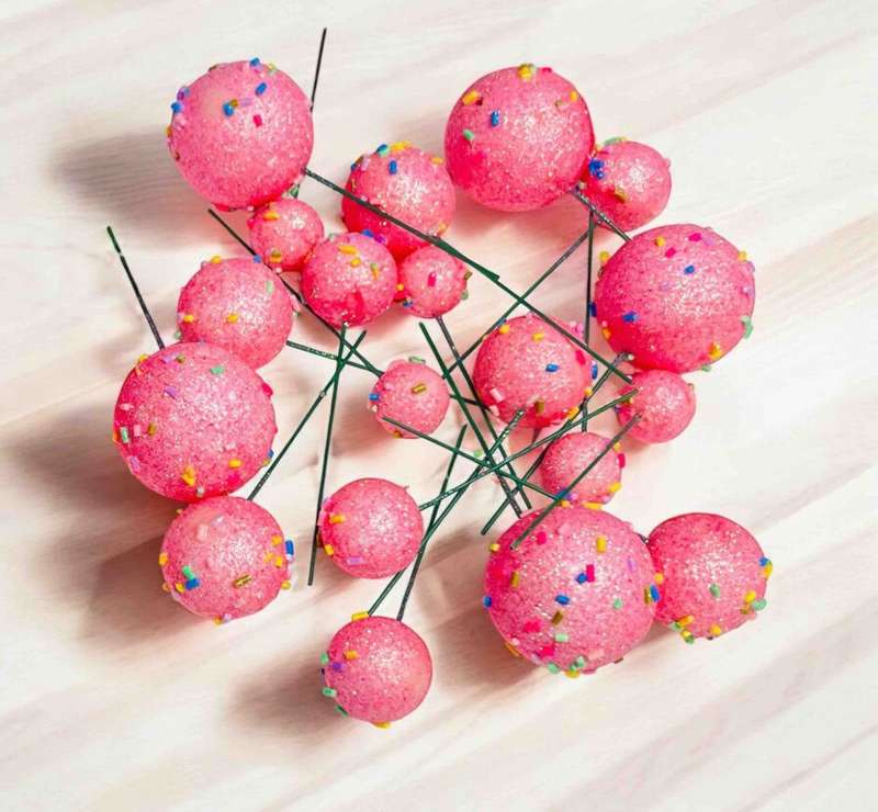 20pc Faux Balls with Confetti Pink