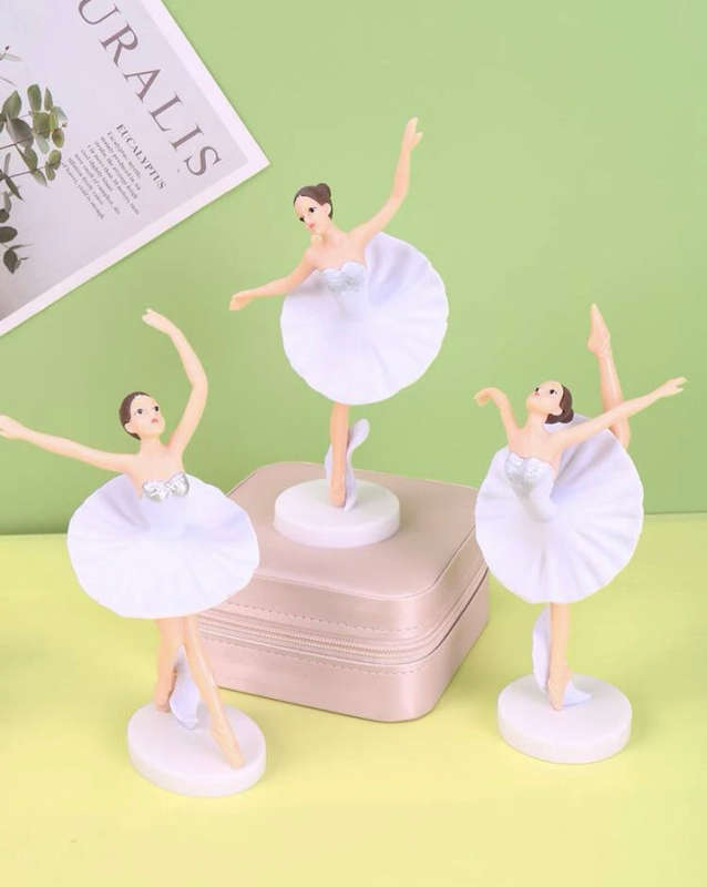 Plastic Topper Ballerina 3pcs