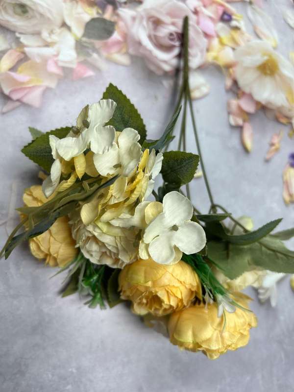 97806240 Artificial Flower