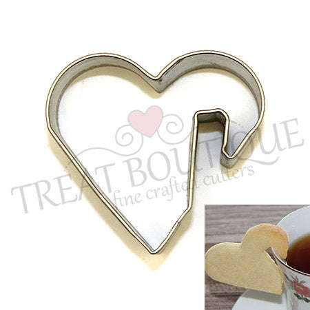Treat Boutique Metal cookie cutter Heart cup sitter