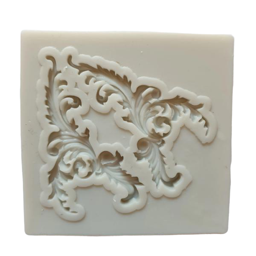 Dainty scroll embellishment border silicone mould, size of mould 5.5x5.5cm