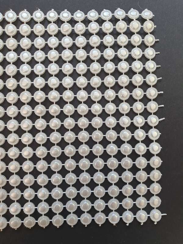 Pearl roll for decor or cake decorating,  +-9m per ROLL. A