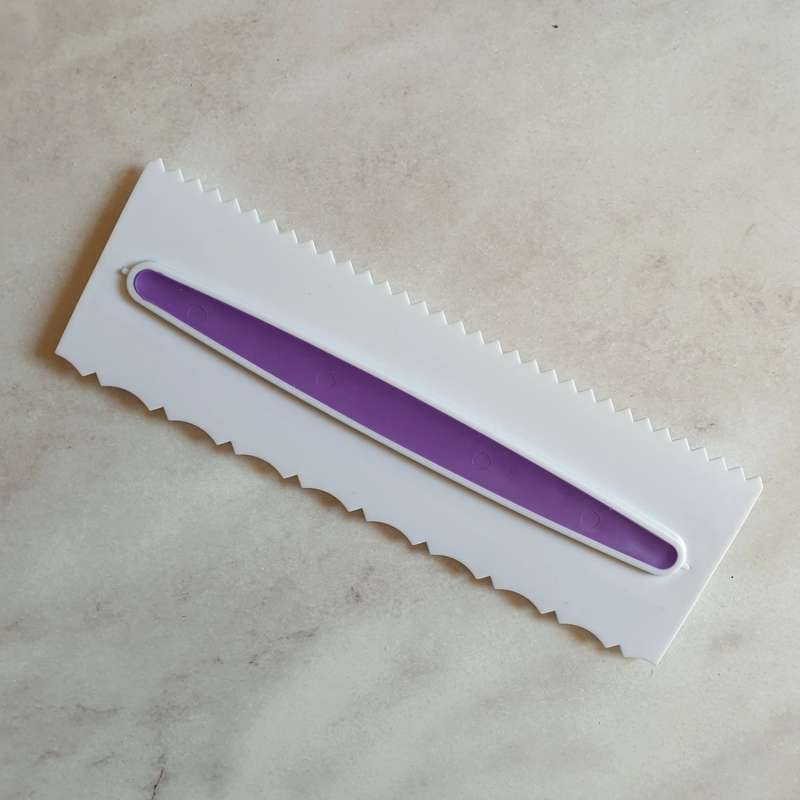 Plastic Icing comb scraper, C