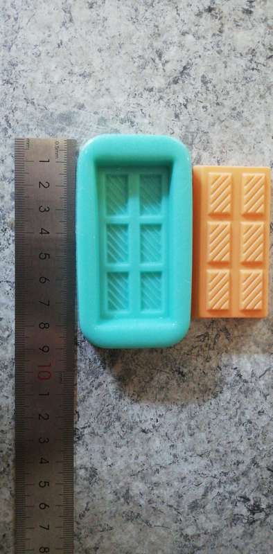 Chocolate bar silicone mould, size of bar 6.5x3.1cm