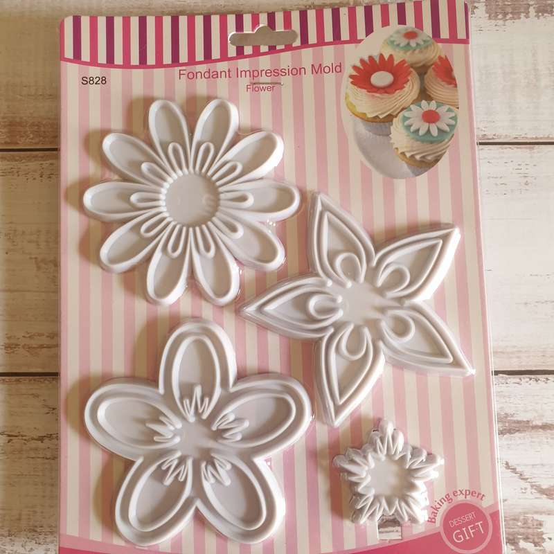 S828 Flowers Cutter Set