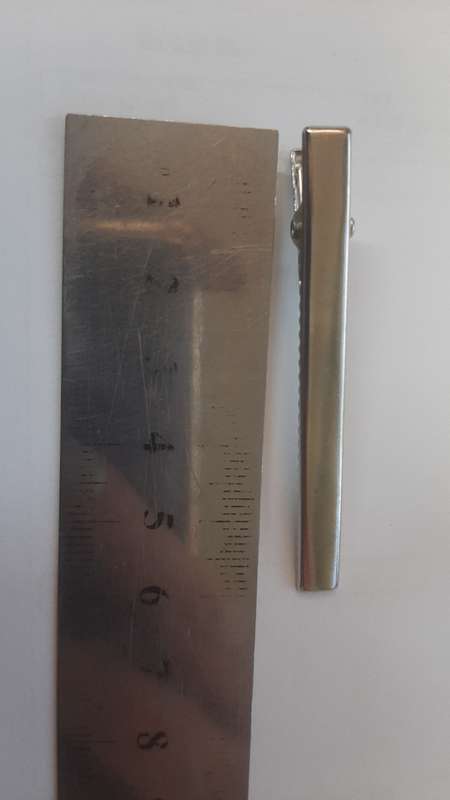 Plain hair clips 40 per packet 6cm