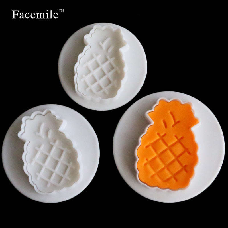 Pineapple plunger cutter set