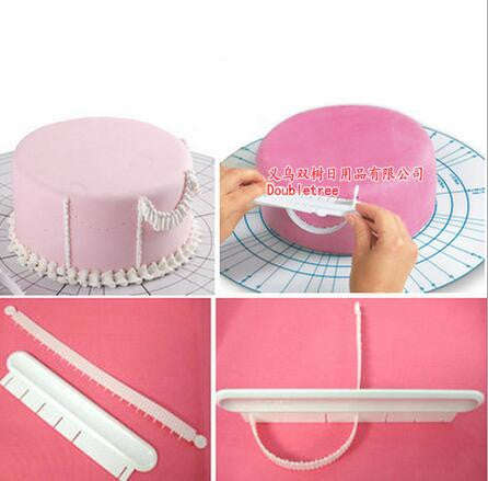 Icing Garland Maker Tool