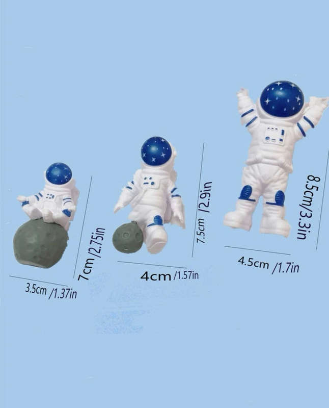 Cake Topper Plastic Astronaut