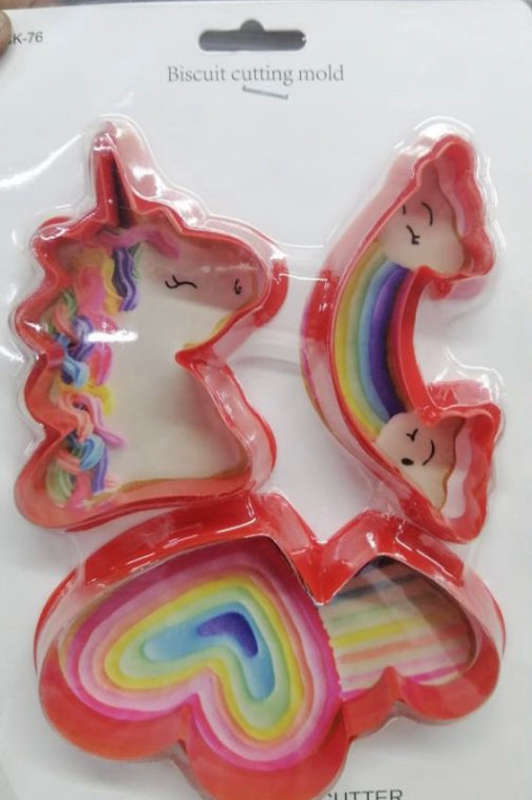 Ck-76 Plastic Unicorn Rainbow Heart Cookie Cutter