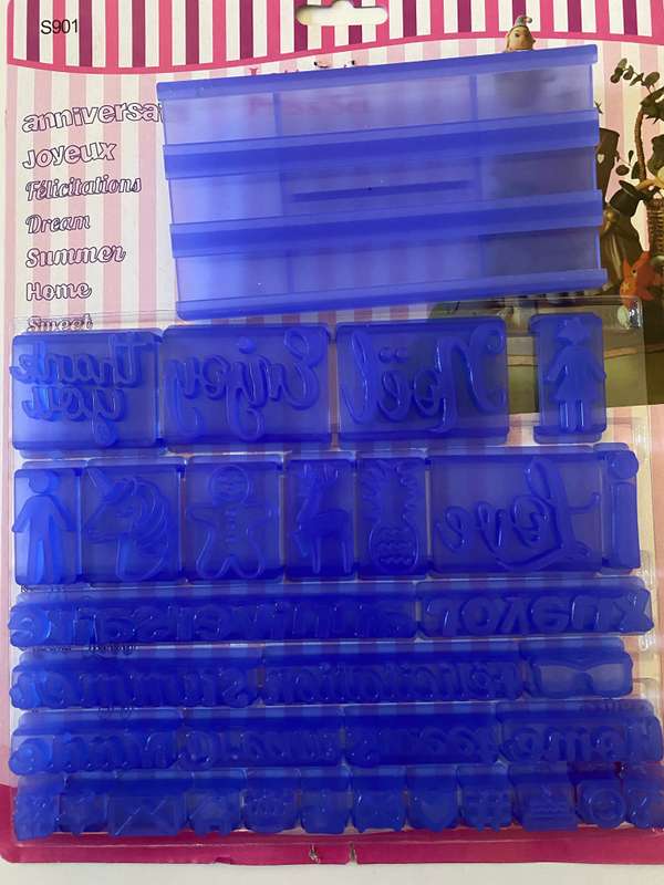 Plastic cookie cutter pattern and letters press S901