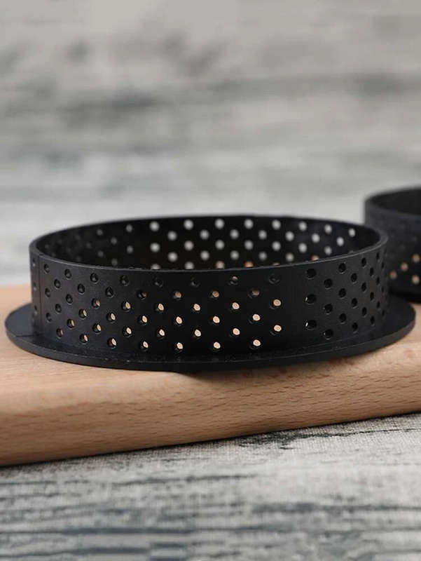 6 Round Tart Rings 8cm