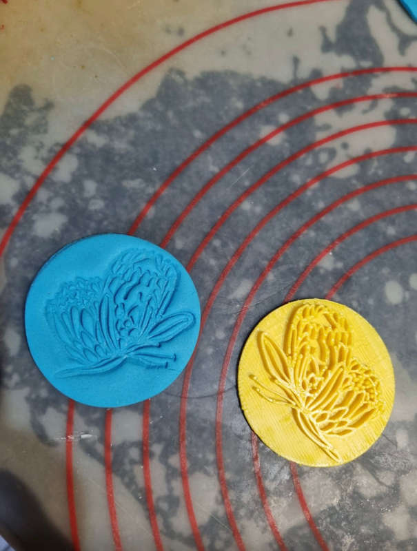 Cupcake Stamp Embosser Protea