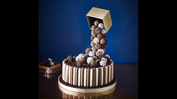 Pouring gravity cake kit