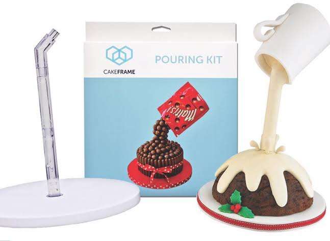 Pouring gravity cake kit