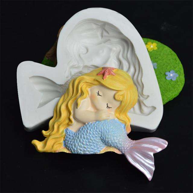 Cute mermaid silicone size of mermaid 12x8.5cm E