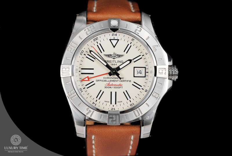 Breitling Avenger Ii Gmt Mens Watch