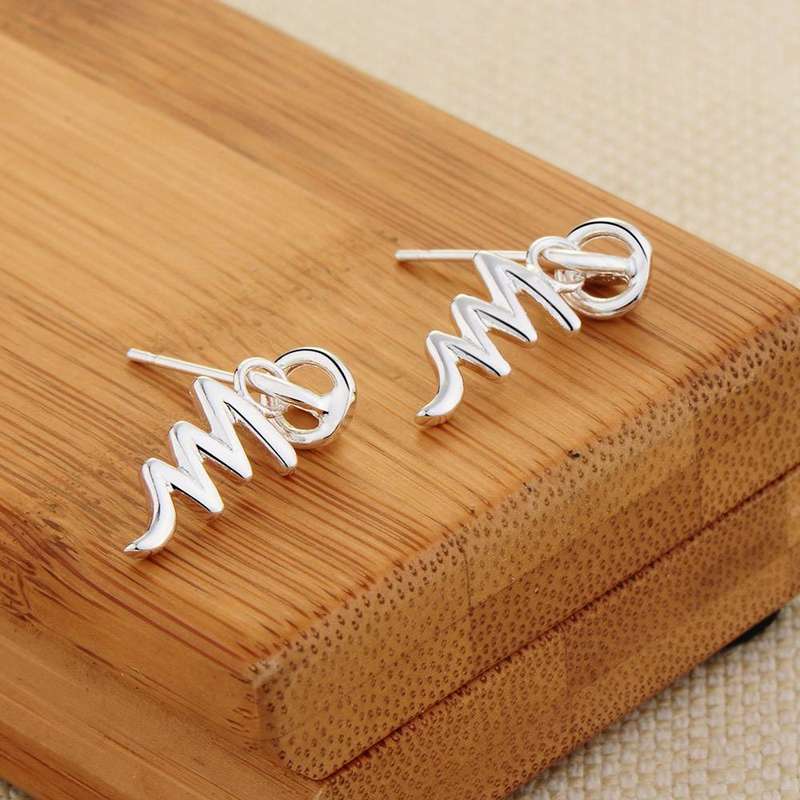 Lucky Silver - Silver Designer Zig Zag Earrings - LOCAL STOCK - LSE163