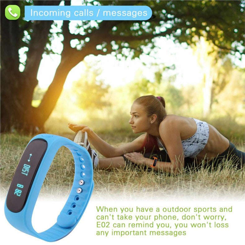 Bluetooth Smart Bracelet/Fitness Tracker - Black