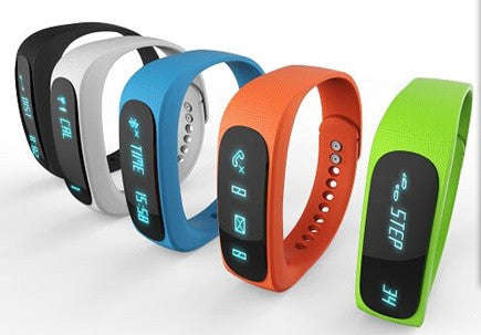 Bluetooth Smart Bracelet/Fitness Tracker - Black