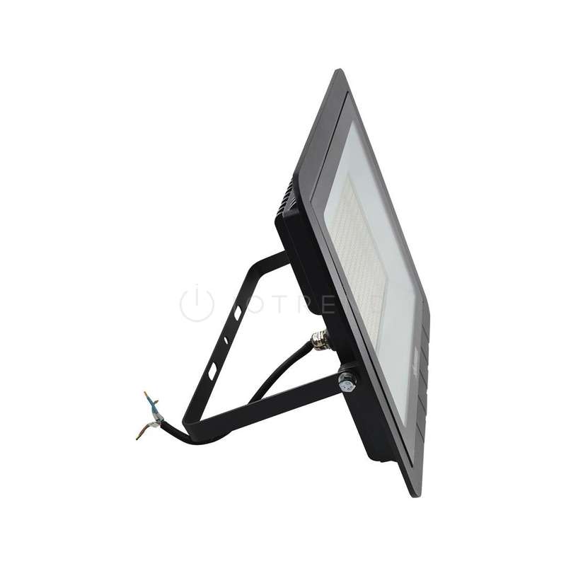 200 Watt LED Floodlight 6000K 14000 Lumens