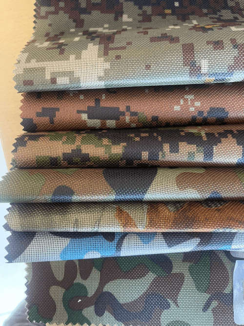 Fabric - D600 Canvas Camo - Per Roll