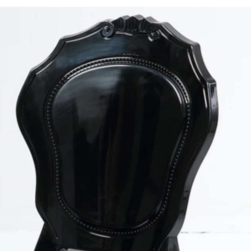 Prince Chair - Resin