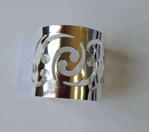Napkin Ring - Cutout 1