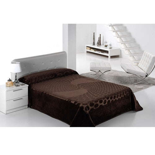 Spanish Mora Blankets - Serena King - Design 413