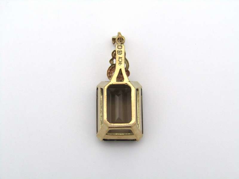 9K gold smoky quartz pendant.