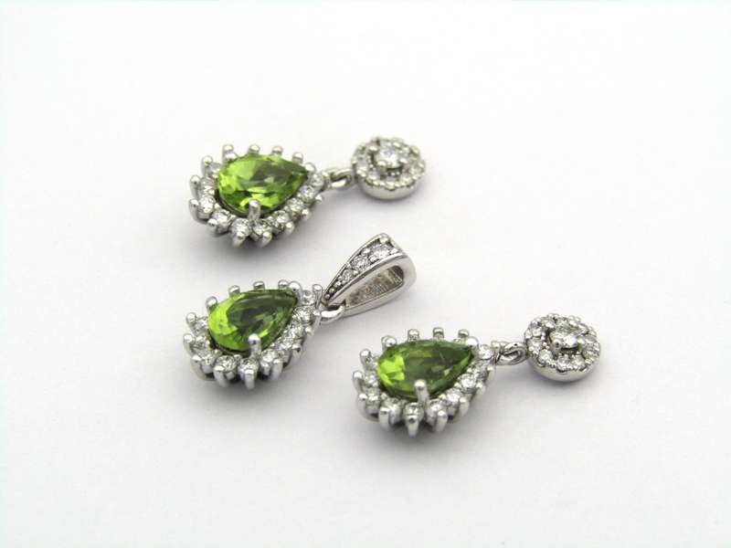 18K gold peridot and diamond earrings and pendant.