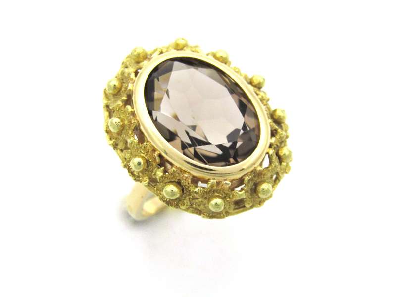 18K gold Italian smoky quartz ring.