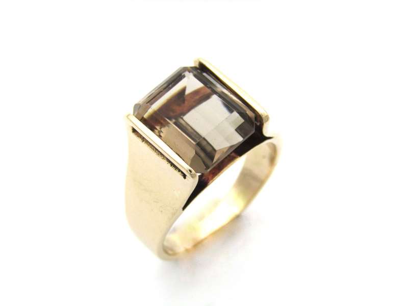 9K gold smoky quartz ring, circa 1970's.