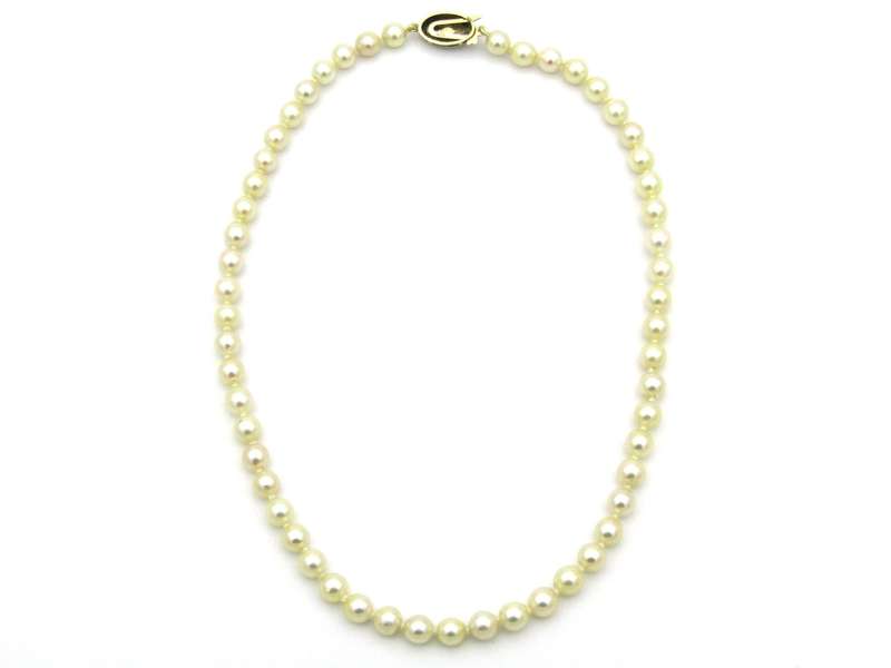 Akoya cultured pearl choker with 9K gold clasp, circa 1950's.